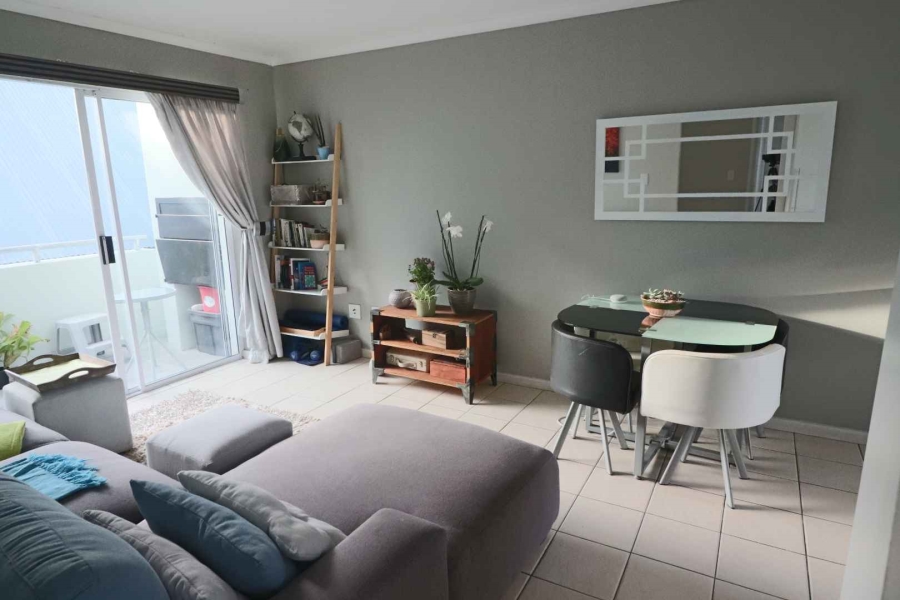 2 Bedroom Property for Sale in Parklands Western Cape